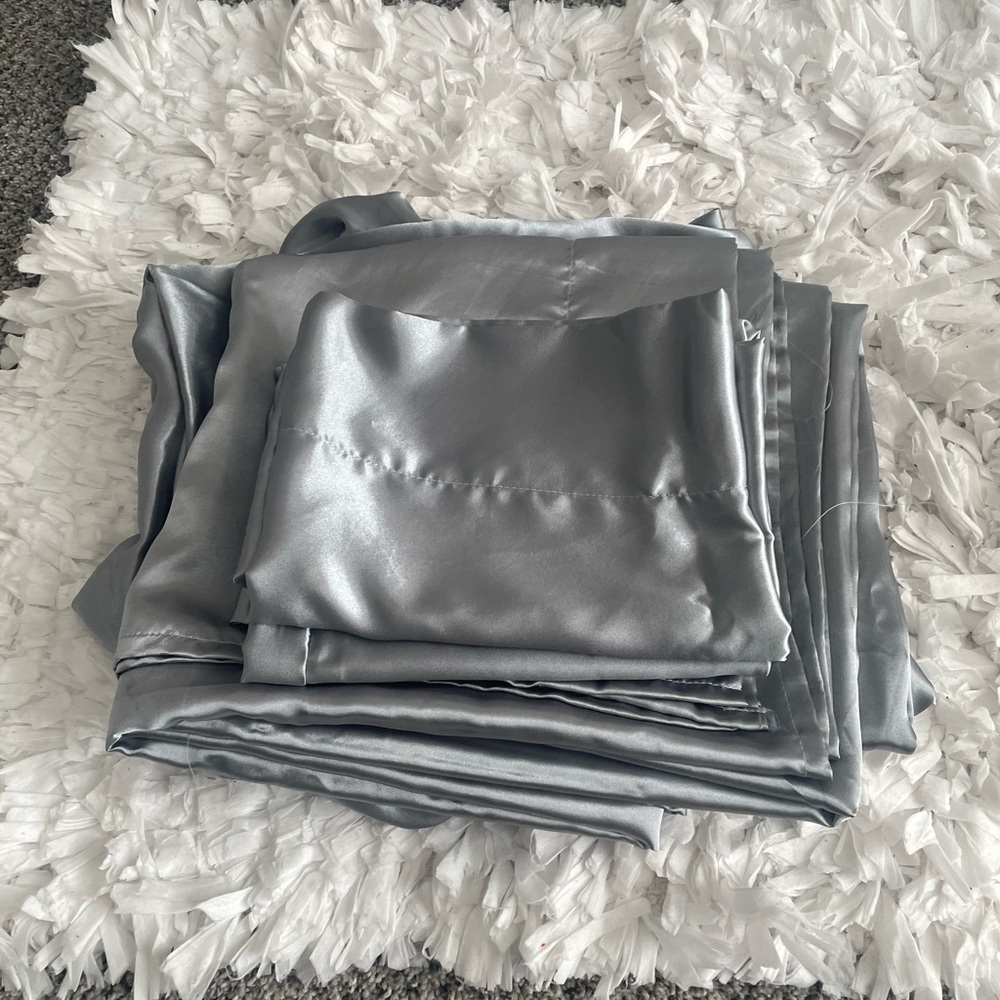 Grey Ultra Smooth Satin Sheet Set Queen